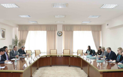 AQSH ekspertlari bilan uchrashuv AQSH ekspertlari bilan uchrashuv