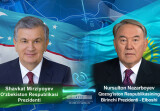 Президент Узбекистана провел телефонный разговор с Первым Президентом Казахстана
