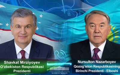Президент Узбекистана провел телефонный разговор с Первым Президентом Казахстана