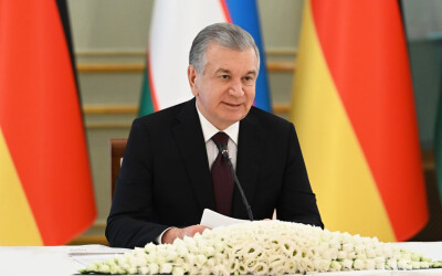 Президент Узбекистана встретился с главами ведущих компаний и банков Германии