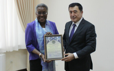 AQSH elchisi bilan uchrashuv AQSH elchisi bilan uchrashuv