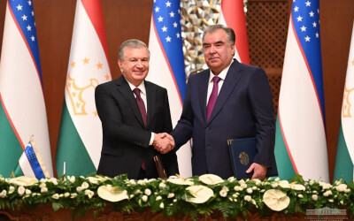 Presidents of Uzbekistan and Tajikistan sign Joint Statement and express satisfaction with the results of the talks