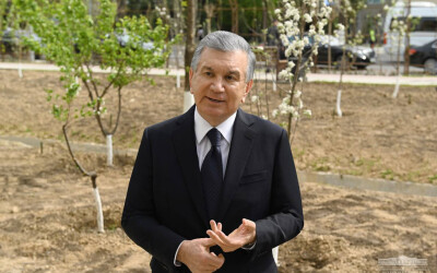 Президент маҳалладаги ўзгаришларни кўздан кечирди Президент маҳалладаги ўзгаришларни кўздан кечирди