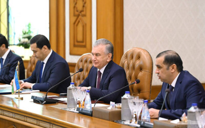 Ўзбекистон ва Миср Президентлари икки томонлама муносабатларни ривожлантириш ва уларни янги, кенг қамровли шериклик даражасига олиб чиқиш истиқболларини муҳокама қилдилар Ўзбекистон ва Миср Президентлари икки томонлама муносабатларни ривожлантириш ва уларни янги, кенг қамровли шериклик даражасига олиб чиқиш истиқболларини муҳокама қилдилар