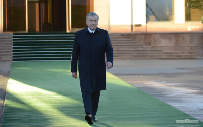 Президент Шавкат Мирзиёев Туркманистонга жўнаб кетди