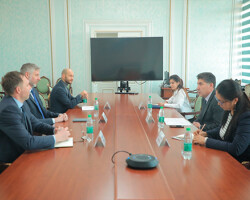 ISRS hosted a meeting with Latvian diplomats