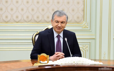 Президент Узбекистан принял делегацию Афганистана