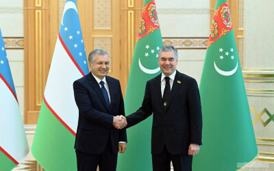 Prezident Shavkat Mirziyoyev Turkmaniston Milliy Kengashi Xalq Maslahati raisi Gurbanguli Berdimuhamedov bilan uchrashdi