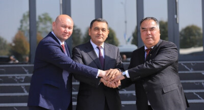 Fergana Valley governors launched a flash mob in support of peace in Central Asia Fergana Valley governors launched a flash mob in support of peace in Central Asia