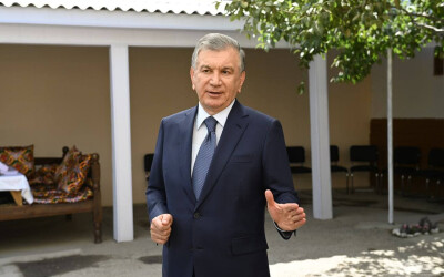 Президент маҳалла ҳаёти билан танишди Президент маҳалла ҳаёти билан танишди