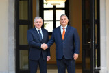 Президент Узбекистана и Премьер-министр Венгрии провели встречу в узком формате