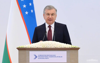 Давлат раҳбари тадбиркорликни ривожлантириш бўйича муҳим ташаббусларни илгари сурди Давлат раҳбари тадбиркорликни ривожлантириш бўйича муҳим ташаббусларни илгари сурди