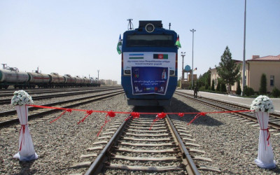 Через Узбекистан запущен первый контейнерный поезд из Афганистана в Китай