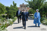 Президент посетил могилу Карима Камалова