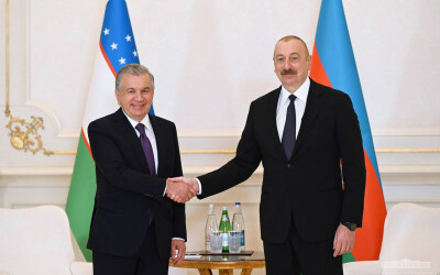 Лидеры Узбекистана и Азербайджана подчеркнули важность наращивания практического сотрудничества