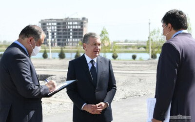 Shavkat Mirziyoyev visits the Tourism Center in Samarkand