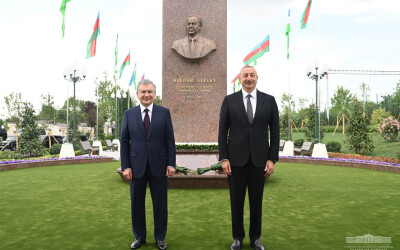 Toshkentda Haydar Aliyev sharafiga nomlangan ko‘cha ochildi Toshkentda Haydar Aliyev sharafiga nomlangan ko‘cha ochildi