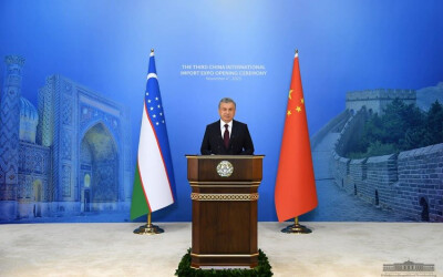 Shavkat Mirziyoyev «CIIE-2020» Import mahsulotlari uchinchi Xitoy xalqaro ko‘rgazmasining ochilish marosimida ishtirok etdi Shavkat Mirziyoyev «CIIE-2020» Import mahsulotlari uchinchi Xitoy xalqaro ko‘rgazmasining ochilish marosimida ishtirok etdi