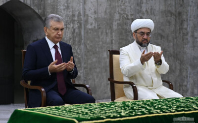 Imom Buxoriy maqbarasi ziyorat qilindi Imom Buxoriy maqbarasi ziyorat qilindi
